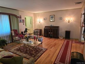 2127 Leighton Road, Elmont NY 11003
