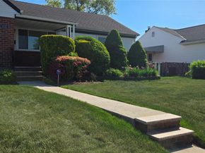 2127 Leighton Road, Elmont NY 11003