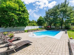 12 Sun Hill Road, Katonah NY 10536
