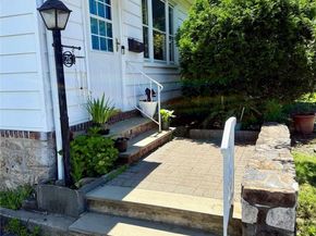 26 Rockland Place, New Rochelle NY 10801