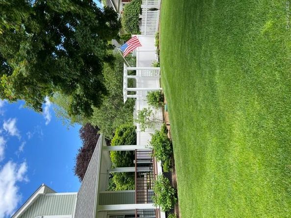 25 Sunny Road, Saint James NY 11780