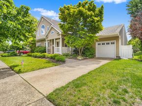 47 Clinton Place, Massapequa NY 11758