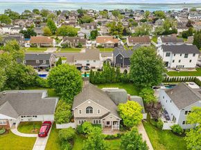 47 Clinton Place, Massapequa NY 11758