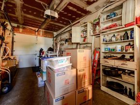 206 N Iowa Avenue, Massapequa NY 11758