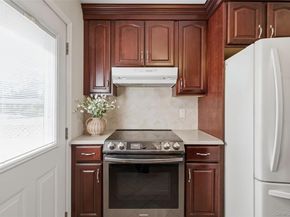 183 N Oak Street, Massapequa NY 11758