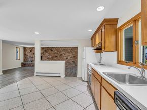 23 Campus Lane, Ronkonkoma NY 11779
