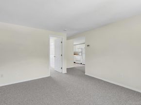23 Campus Lane, Ronkonkoma NY 11779