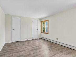 23 Campus Lane, Ronkonkoma NY 11779