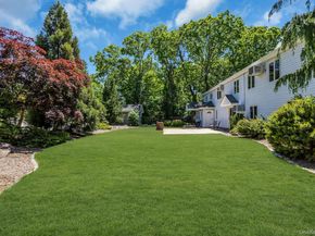 23 Campus Lane, Ronkonkoma NY 11779