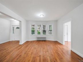 104-04 202nd Street, Saint Albans NY 11412