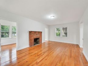 104-04 202nd Street, Saint Albans NY 11412