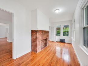 104-04 202nd Street, Saint Albans NY 11412