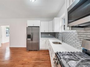 104-04 202nd Street, Saint Albans NY 11412