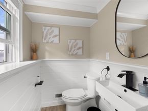 300 W 24th Street, Deer Park NY 11729