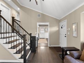 300 W 24th Street, Deer Park NY 11729