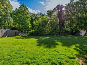 300 W 24th Street, Deer Park NY 11729