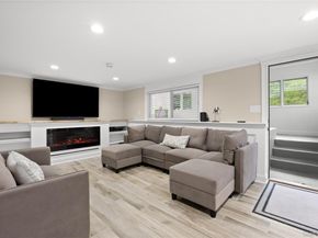 300 W 24th Street, Deer Park NY 11729