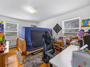 5909 69th Street, Maspeth NY 11378