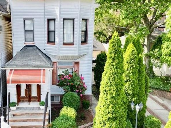 8019 85th Road, Woodhaven NY 11421