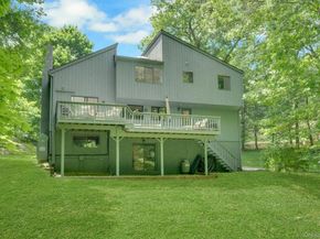 24 Anne Chambers Lane, Katonah NY 10536