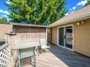 561 Chestnut Street, Lindenhurst NY 11757