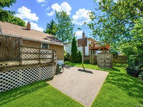 561 Chestnut Street, Lindenhurst NY 11757