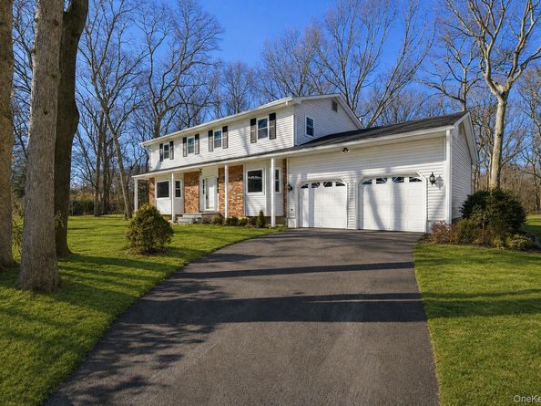 17 Montclair Street, Port Jefferson Station NY 11776
