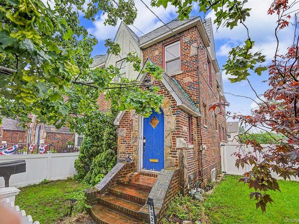 9327 244th Street, Floral Park NY 11001