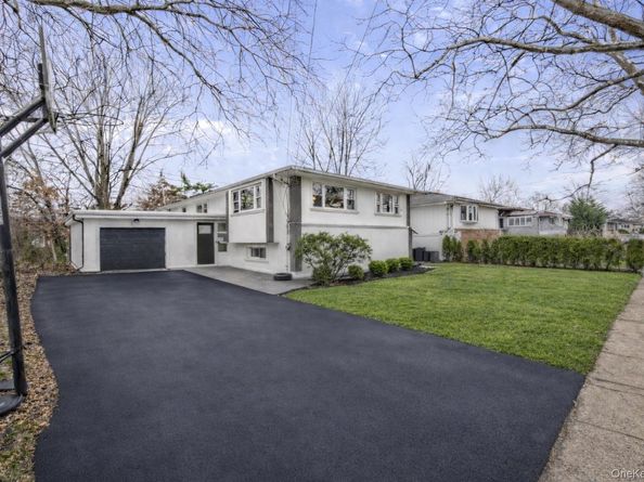 1016 Westwood Road, Woodmere NY 11598