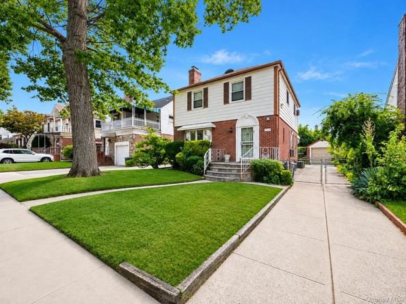 76-26 176th Street, Fresh Meadows NY 11366
