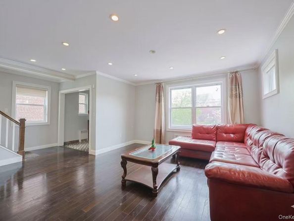 1194 Lydig Avenue, Bronx NY 10461