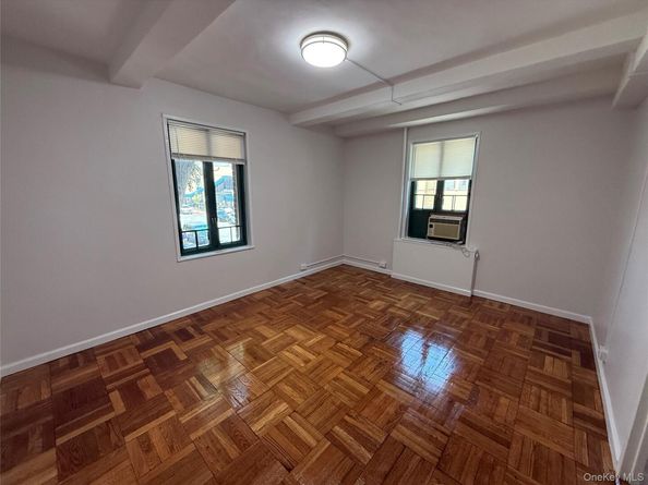 1725 Purdy Street 1C, Bronx NY 10462