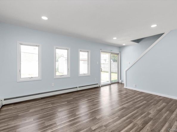 5 Trumpet Lane, Levittown NY 11756
