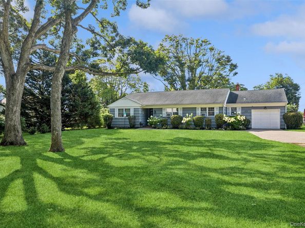 270 Opechee Avenue, Southold NY 11971