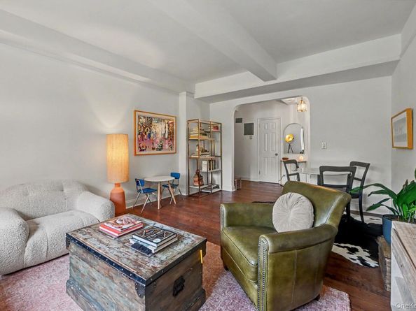 192 Garth Road TM, Scarsdale NY 10583