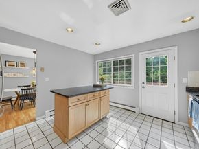 15 Round Tree Lane, Montrose NY 10548