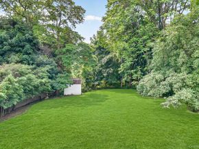 15 Round Tree Lane, Montrose NY 10548