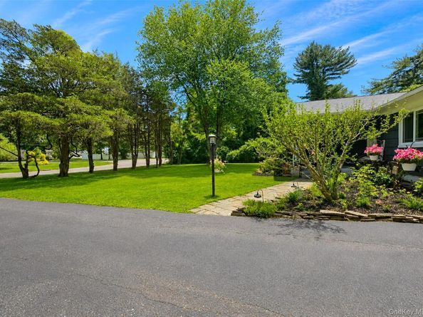 88 Westfield Road, Coram NY 11727
