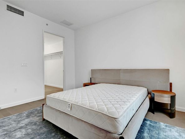 313 W 17th ST 2306, Austin TX 78701