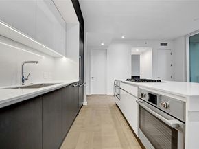 313 W 17th ST 2306, Austin TX 78701