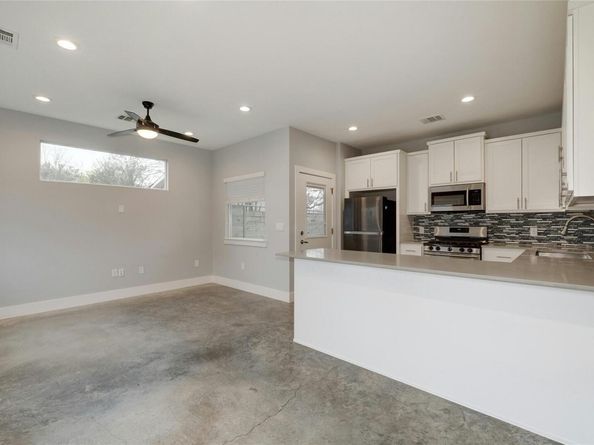 6902 Carver Ave B, Austin TX 78752