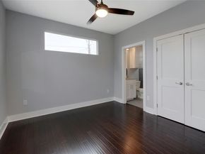 6902 Carver Ave B, Austin TX 78752