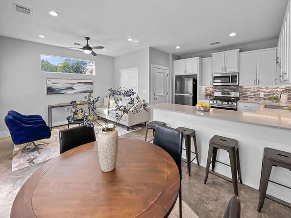 6902 Carver Ave B, Austin TX 78752