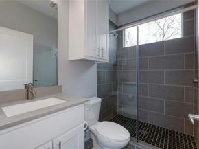 6902 Carver Ave B, Austin TX 78752