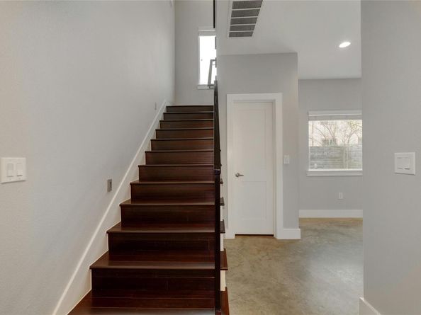 6902 Carver Ave B, Austin TX 78752