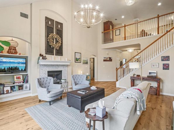 7124 Via Dono DR, Austin TX 78749