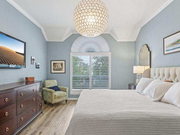 7124 Via Dono DR, Austin TX 78749