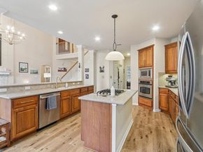 7124 Via Dono DR, Austin TX 78749