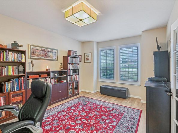 7124 Via Dono DR, Austin TX 78749