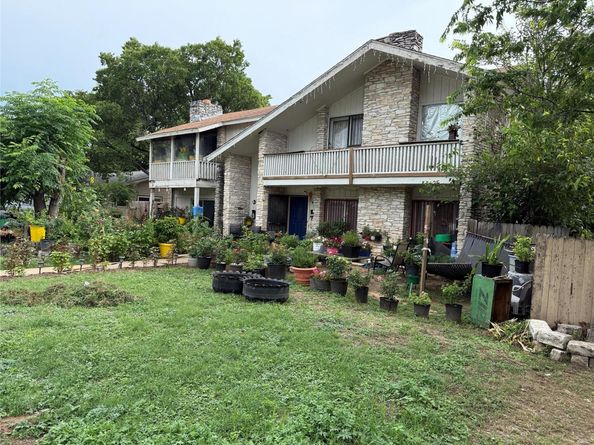 1207 Radcliff DR, Austin TX 78752